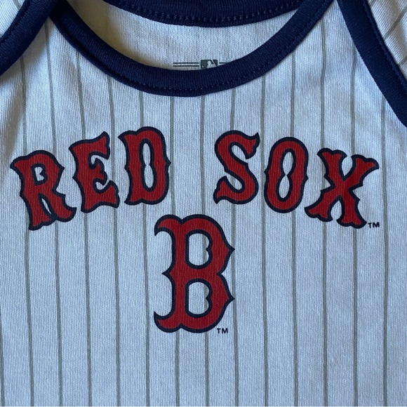 Boston Red Sox Outfit Size 6 9 Months Baseball One Piece snap MLB Pinstripe EUC - Picture 4 of 13